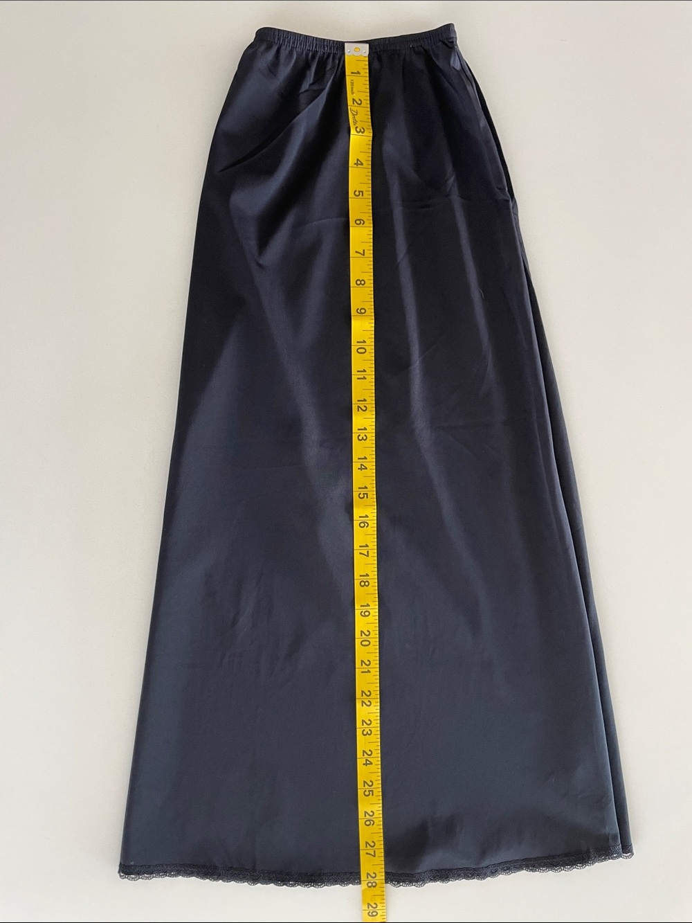 Classic Black A-Line Skirt - Women's M / L - Picture 5 of 5